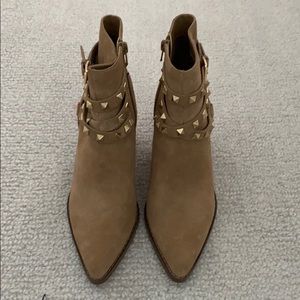 Steve Madden booties